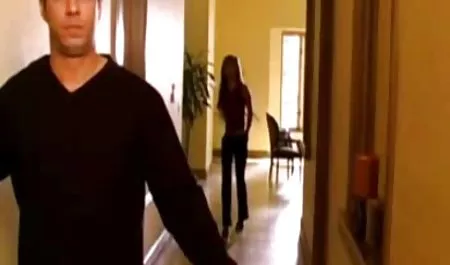 زن را به ویدوسکس عربی زانو در او